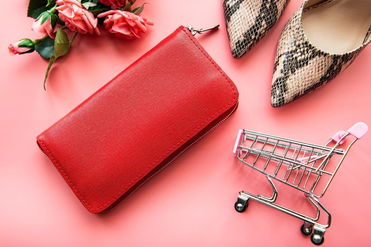 The 10 Best Credit Card Holders for Women