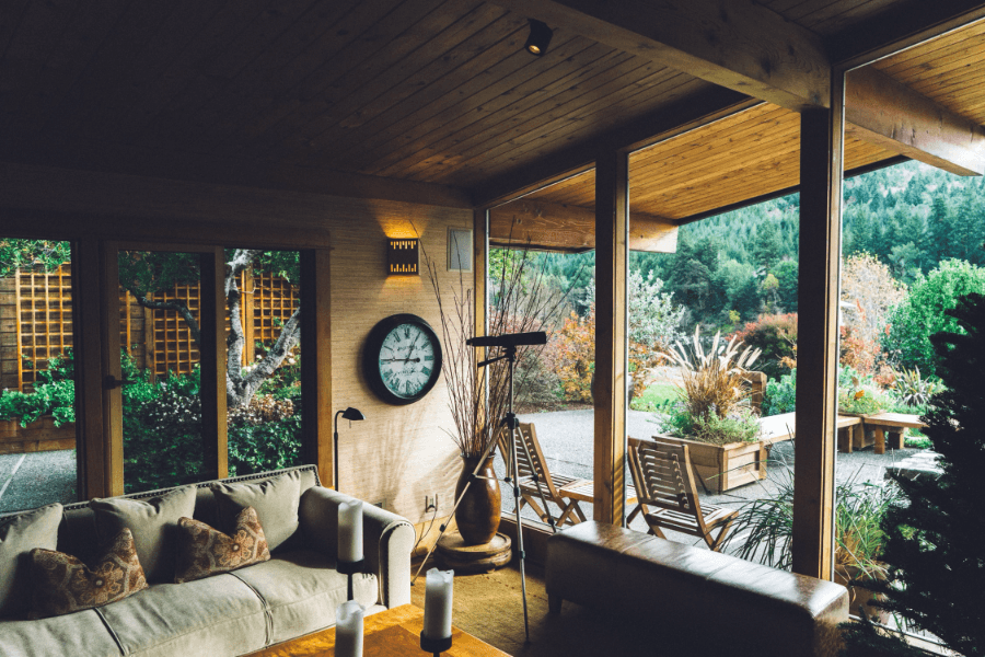 The view of the drawing room in the house